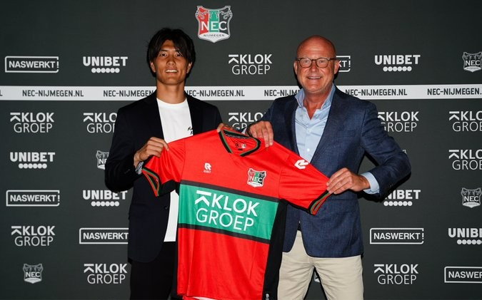 德比交锋中 德比交锋中